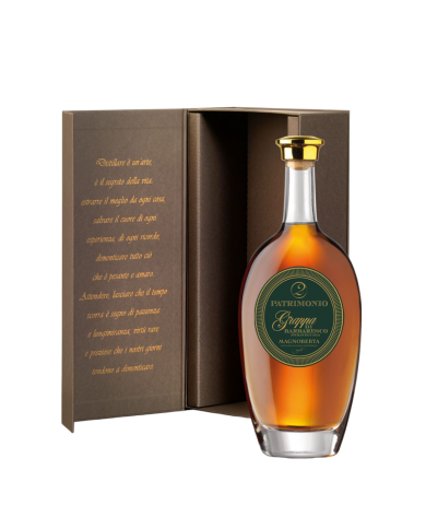 GRAPPA STRAVECCHIA BARBARESCO INVECCHIATA 2 ANNI - PATRIMONIO - MAGNOBERTA| ML. 700| Astucciato